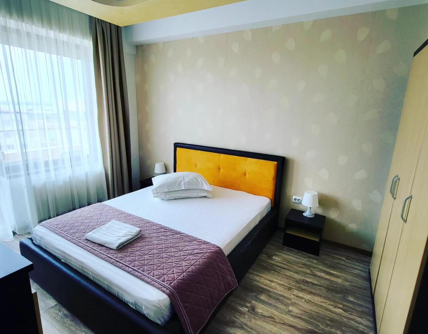 Seaview Cancun Apartments Summerland Mamaia Exteriör bild